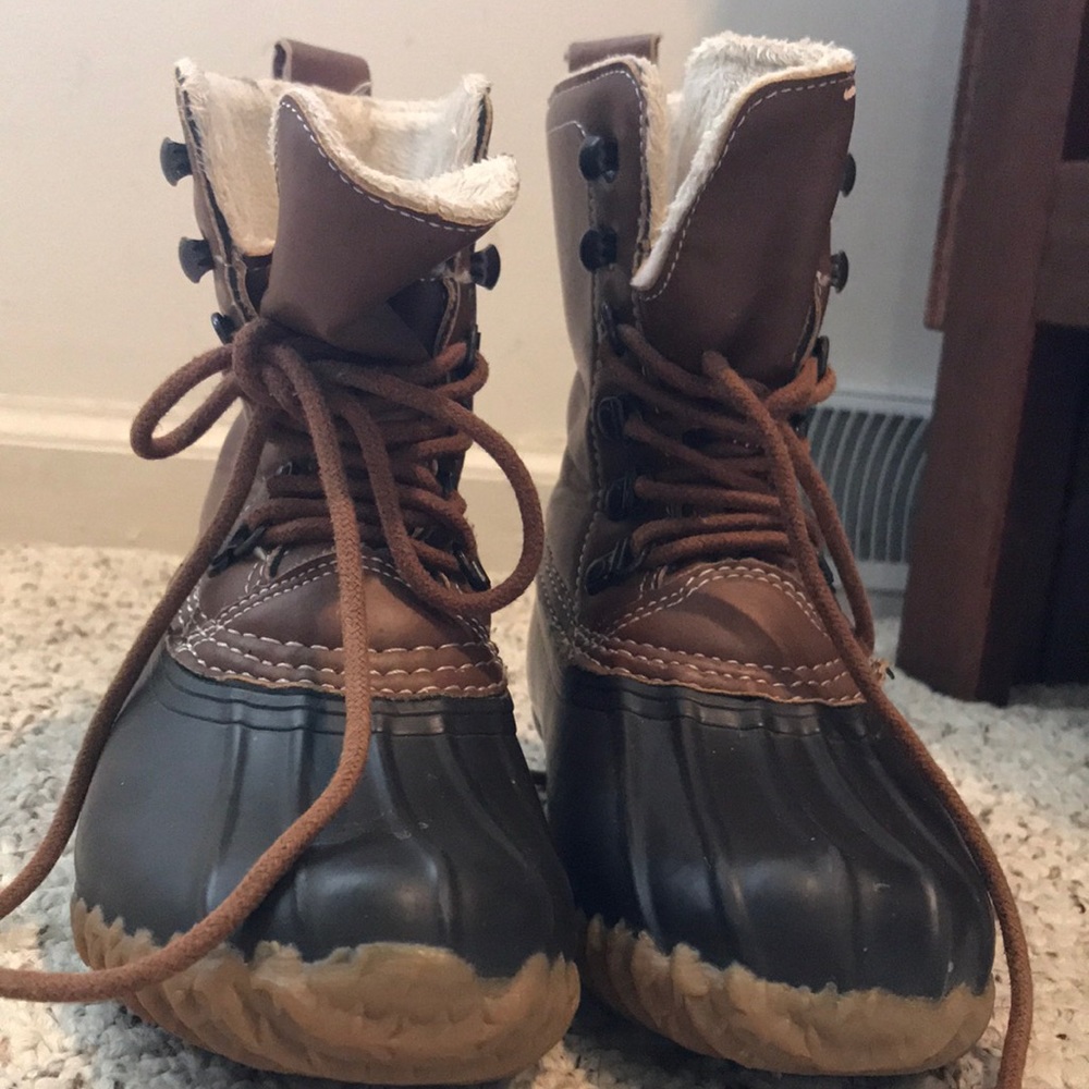 Dark brown, Esprit Kids snow boots. 1 pair size 13M